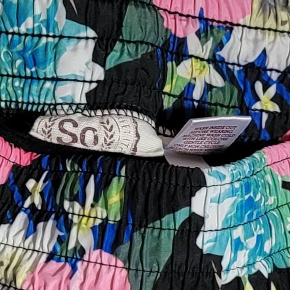 Super Cute Juniors' SO® Favorite Black Striped Floral Beach Shorts Size Small - Picture 11 of 11